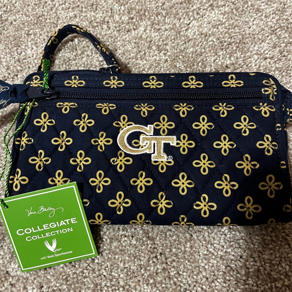 Vera Bradley GT Collegiate Wristlet NWT